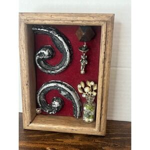 Assemblage Art Shadow Box Mixed Media Sculpture Wall Decor Unique‎ Display